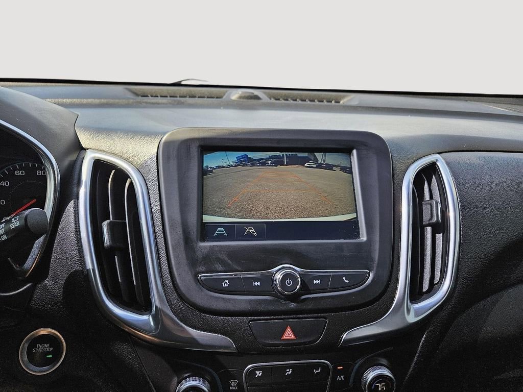 Used 2018 Chevrolet Equinox LT image 14