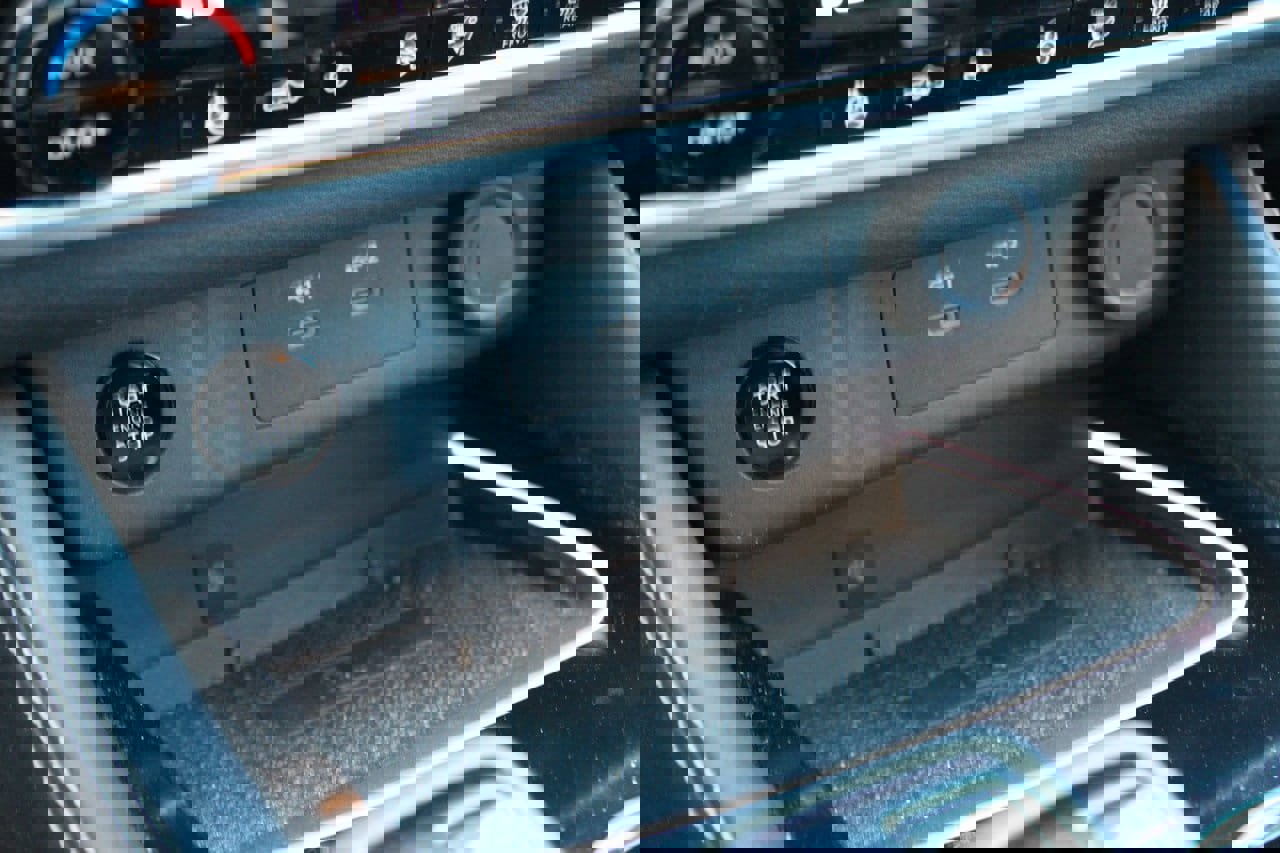 Used 2024 Nissan Rogue Platinum image 25