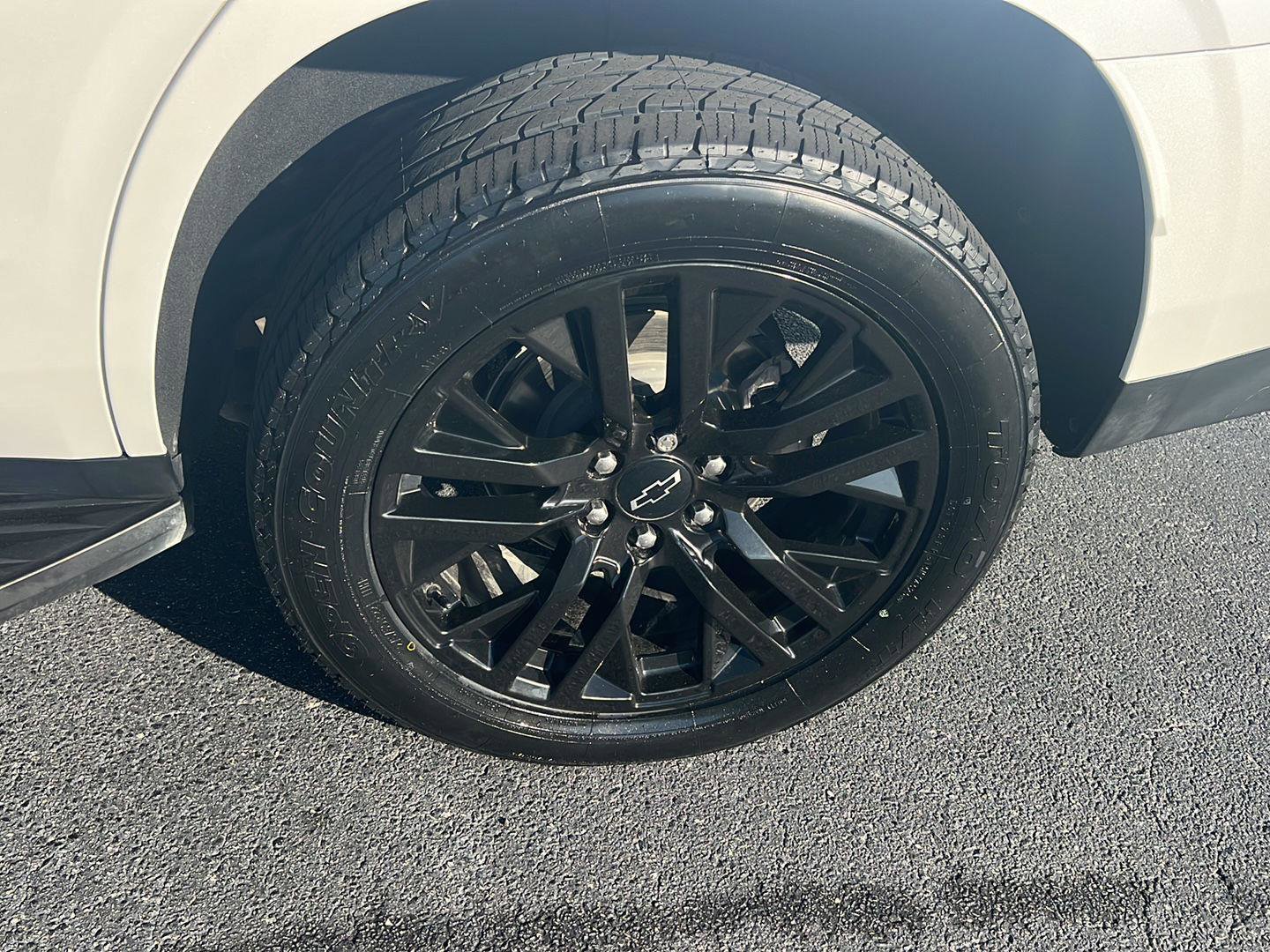 Used 2023 Chevrolet Tahoe Premier AWD/4WD image 42