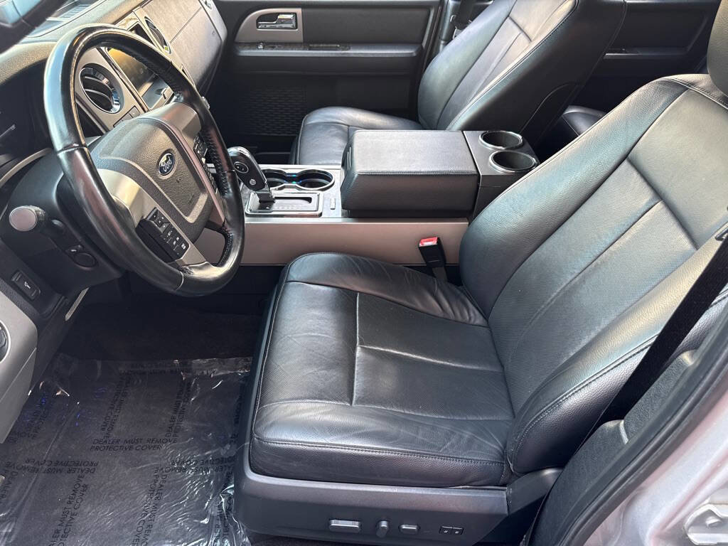 Used 2015 Ford Expedition Limited w/ Equipment Group 301A RWD image 10