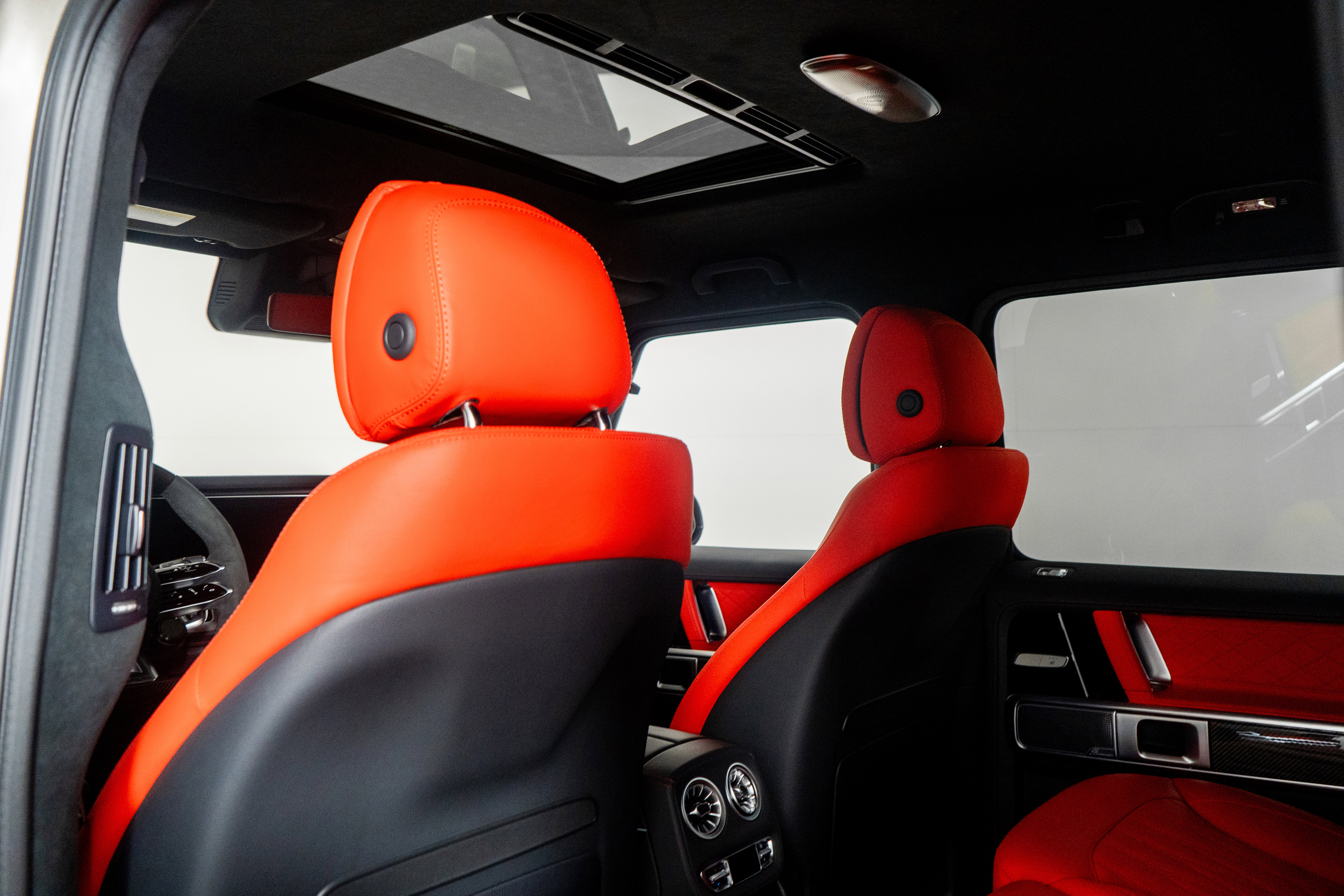 Used 2025 Mercedes-Benz G 63 AMG 4MATIC image 33