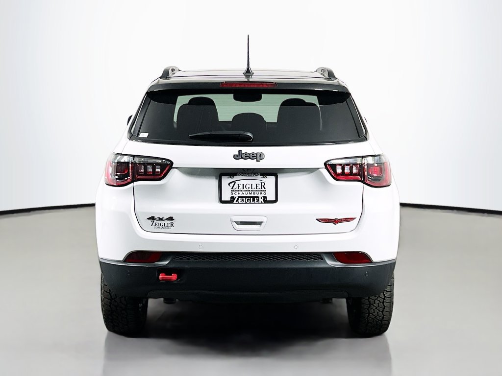 New 2026 Jeep Compass Trailhawk w/ Sun, Sound & Navigation Group AWD/4WD image 6