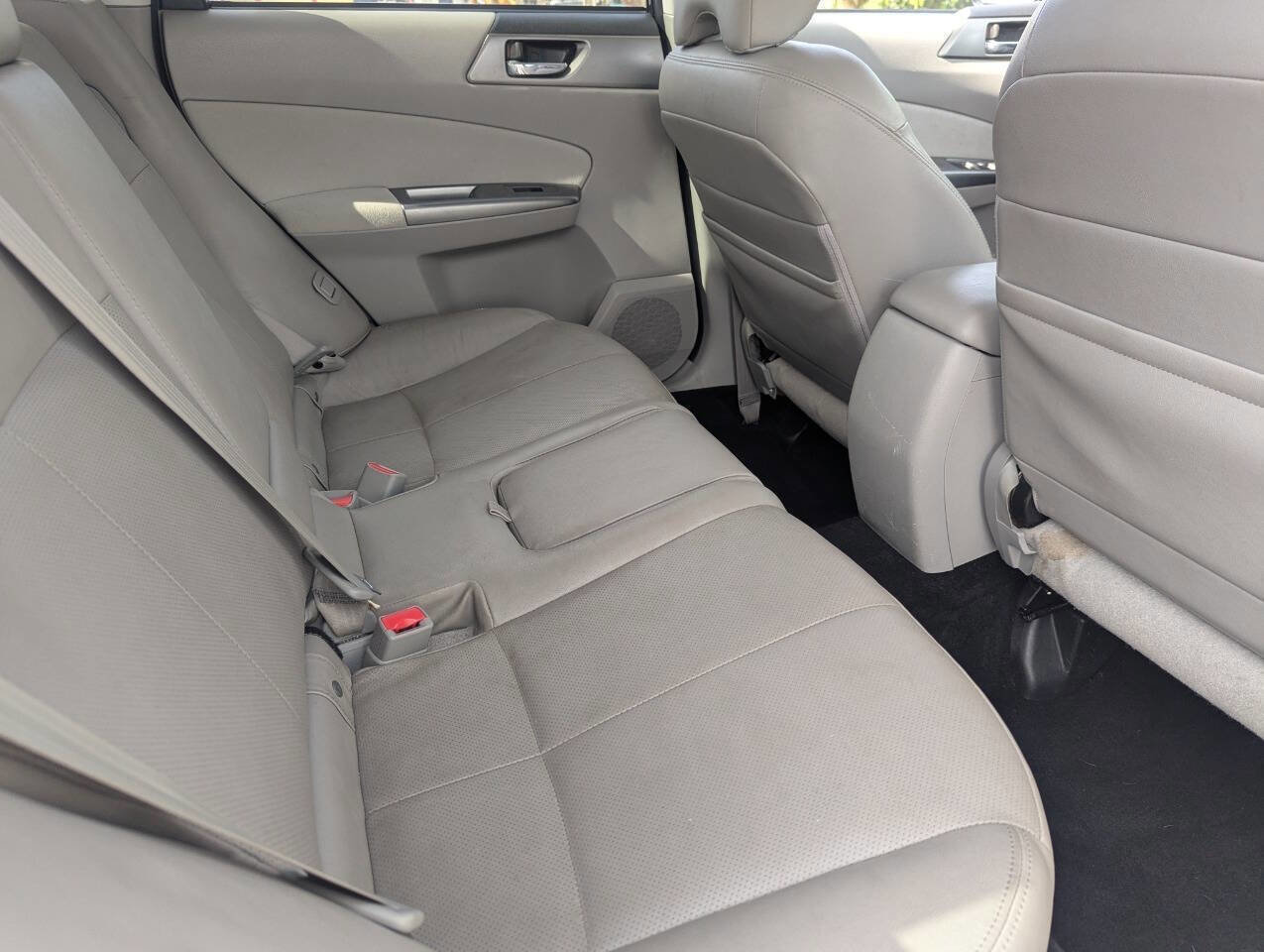 Used 2012 Subaru Forester 2.5X Limited image 13
