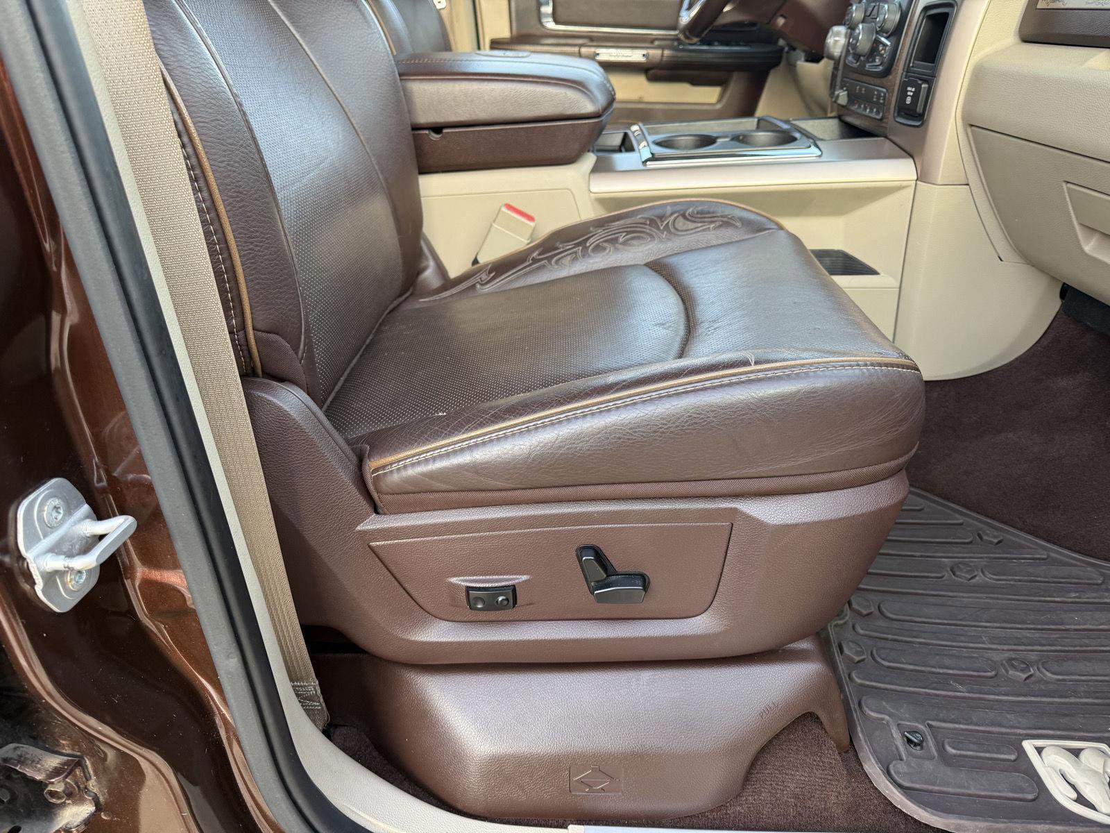 Used 2015 RAM 1500 Laramie Longhorn w/ Convenience Group image 41