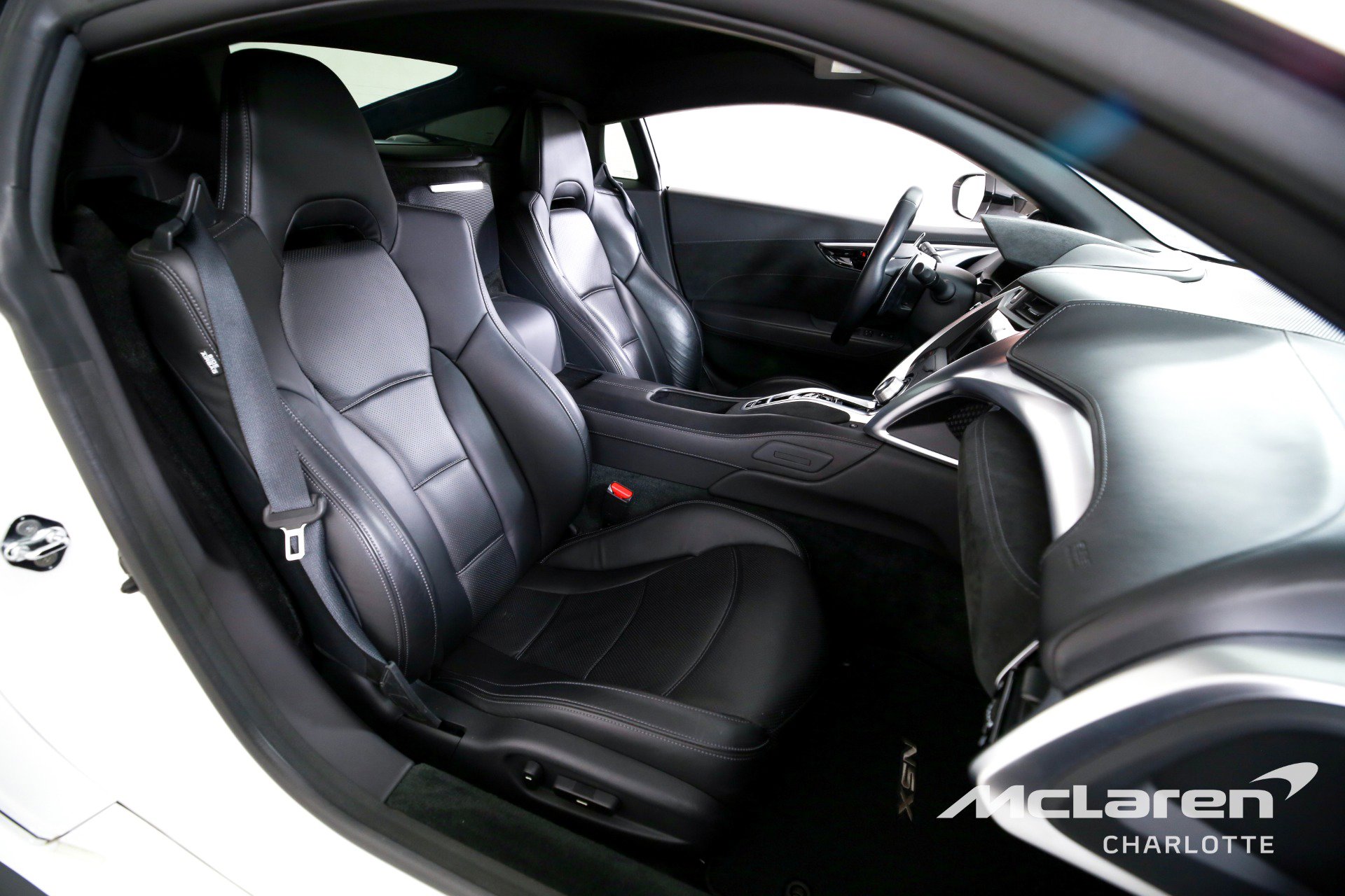 Used 2018 Acura NSX image 19