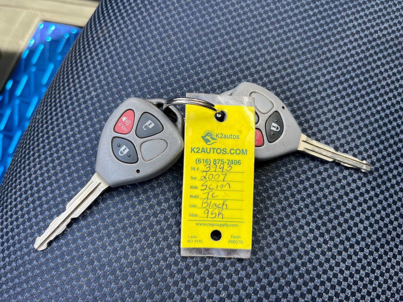 Used 2007 Scion tC FWD image 12