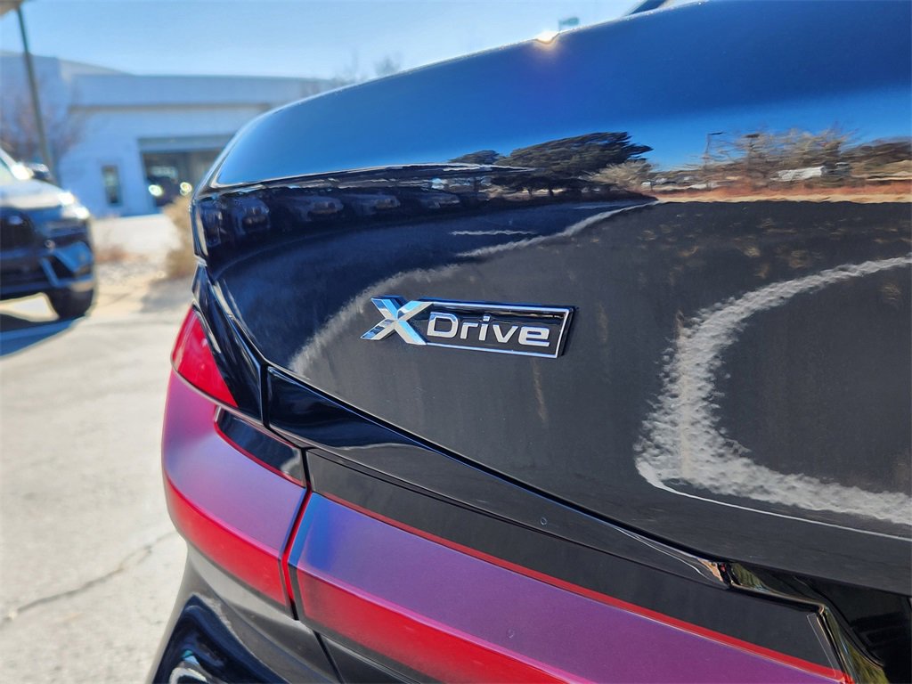 Used 2022 BMW 530i xDrive w/ M Sport Package image 32