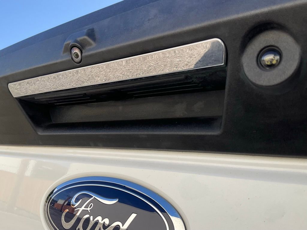 Used 2020 Ford F350 Lariat w/ Lariat Ultimate Package image 18