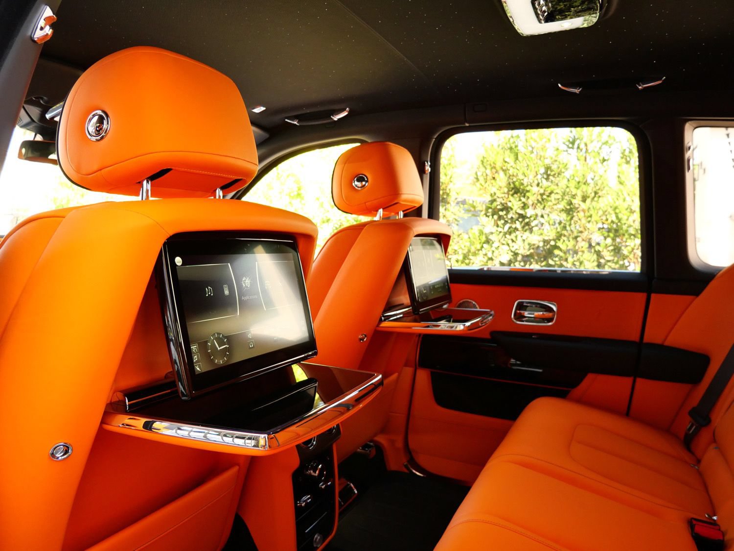 Certified 2023 Rolls-Royce Cullinan w/ Cullinan Package AWD/4WD image 30