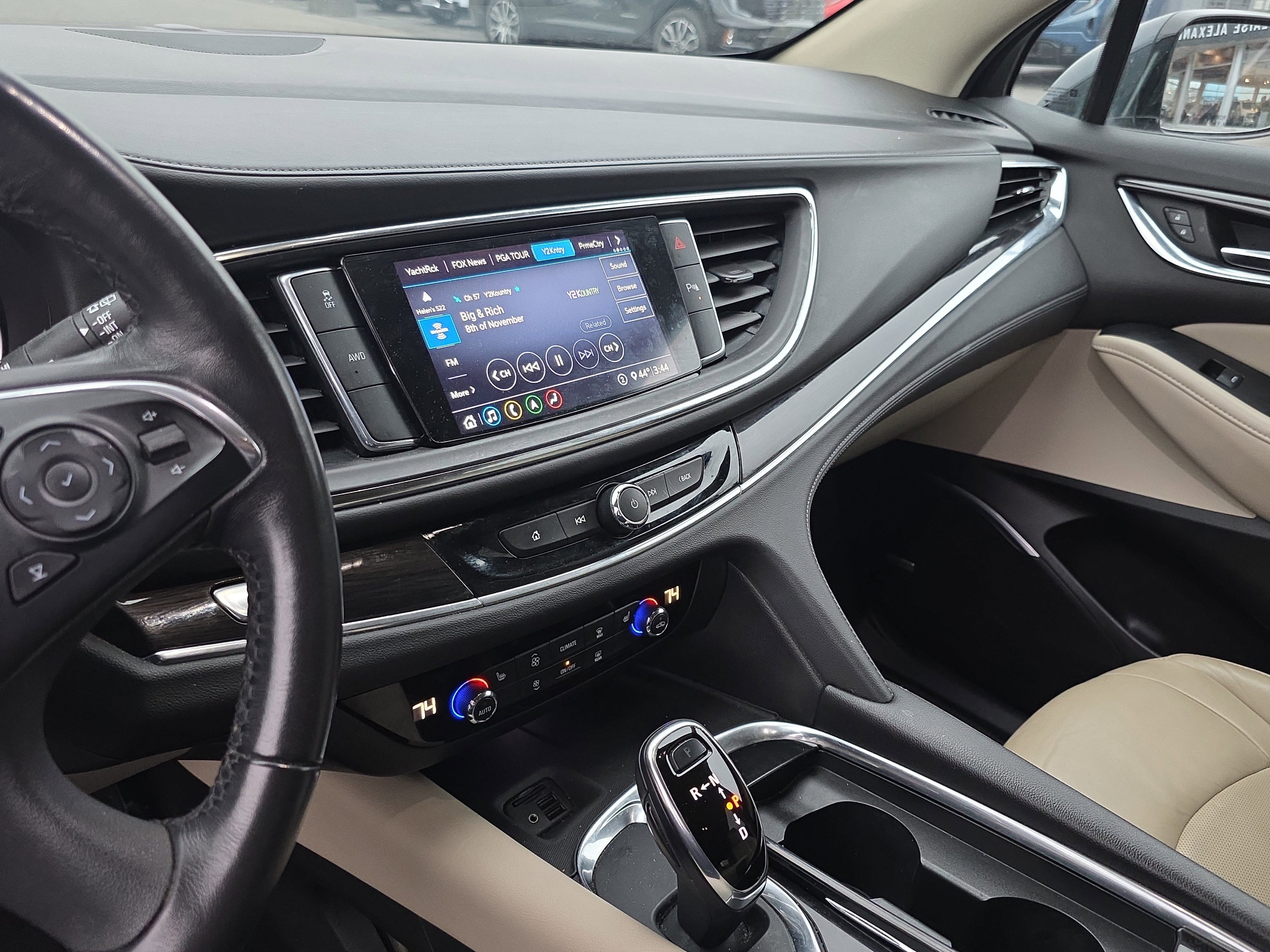 Used 2021 Buick Enclave Essence w/ Sound and Sites Package image 21