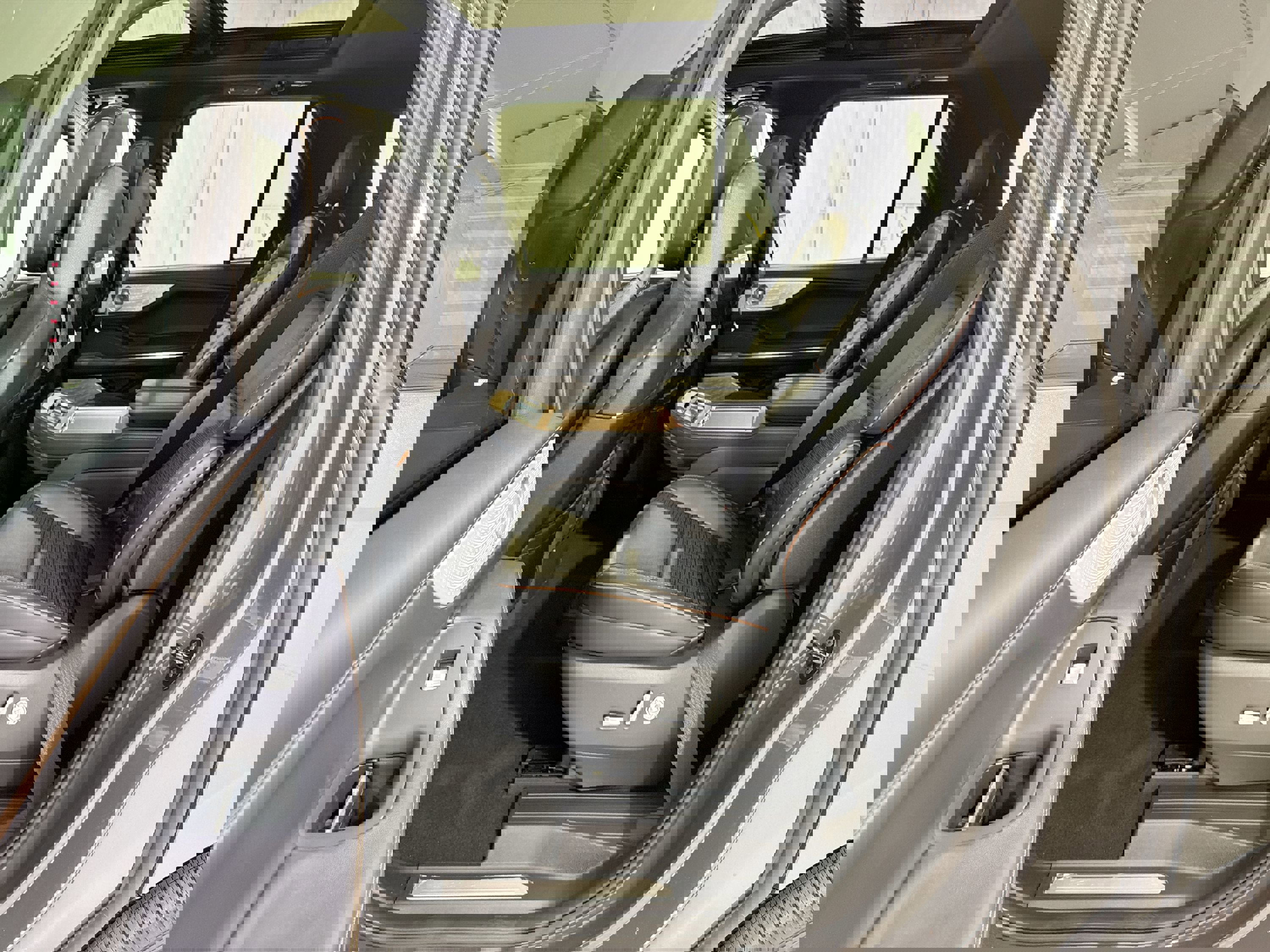 New 2026 Lincoln Navigator L Black Label image 25