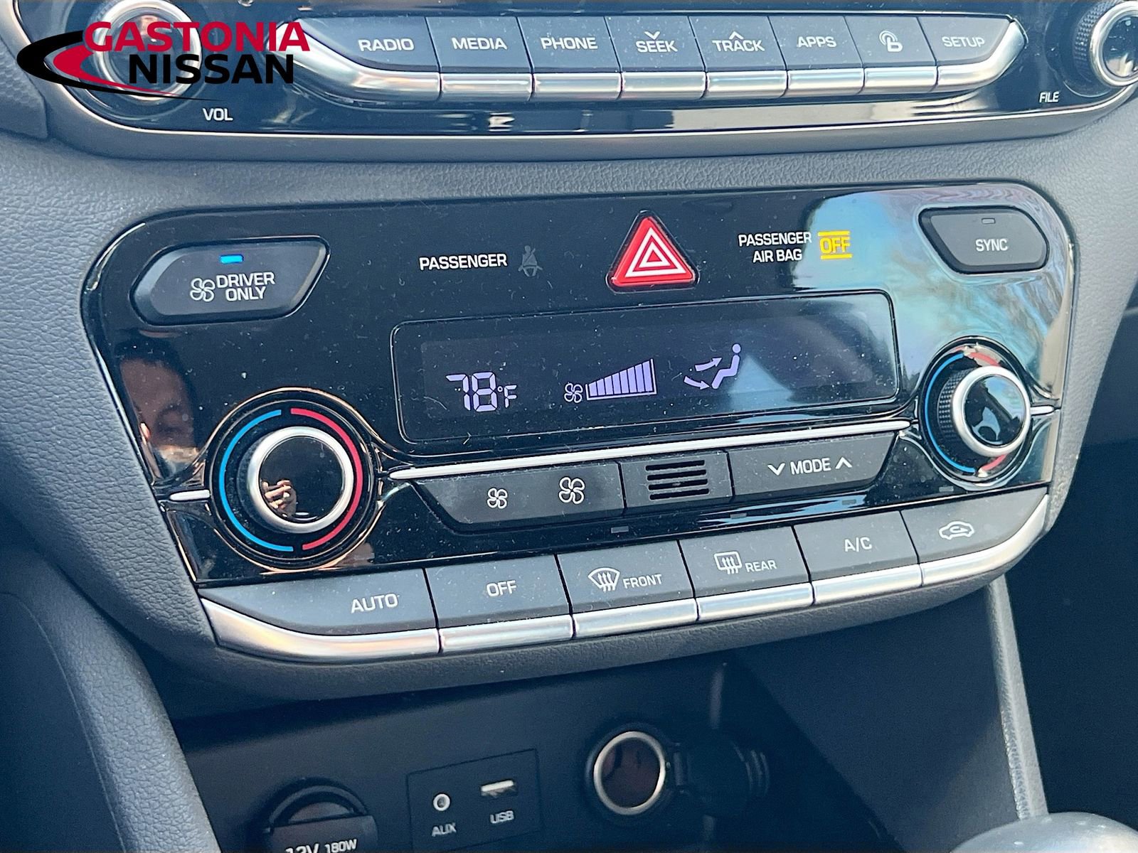 Used 2019 Hyundai Ioniq Limited image 19