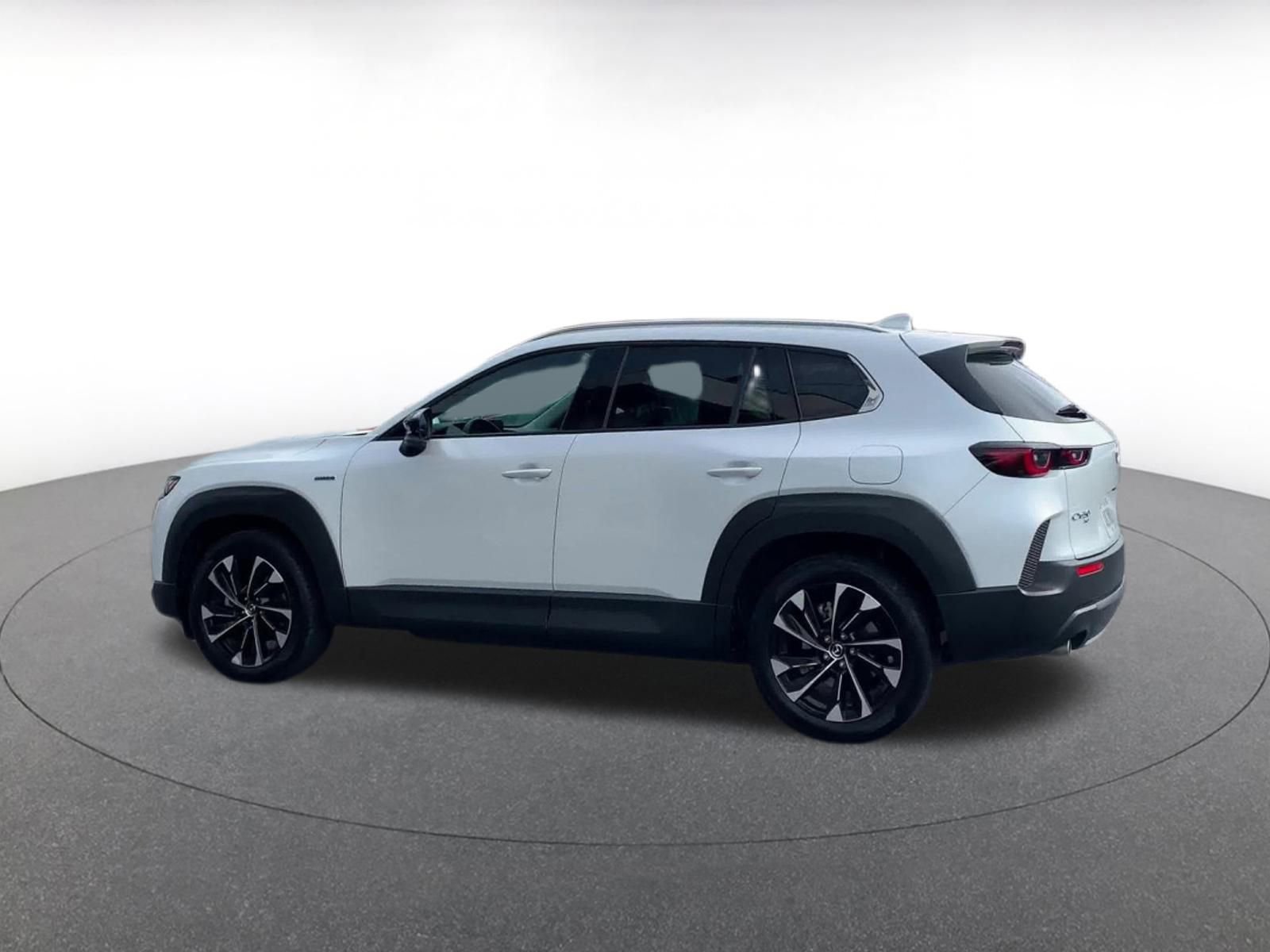 Used 2025 MAZDA CX-50 2.5 Hybrid w/ Premium Plus Pkg image 10