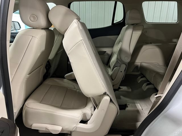 Used 2023 GMC Acadia Denali AWD/4WD image 6