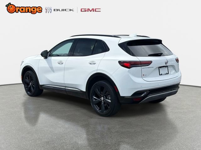 Used 2022 Buick Envision Essence w/ Sport Touring Package FWD image 5