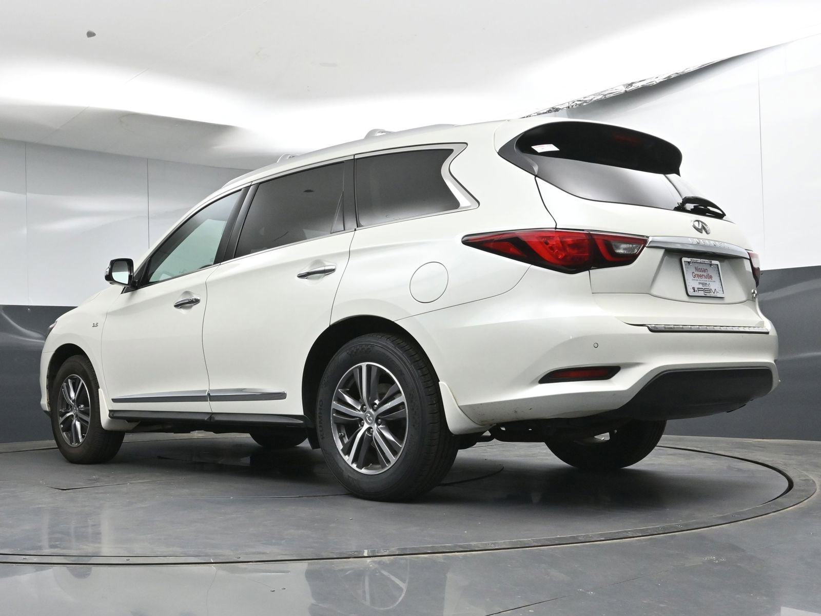 Used 2019 INFINITI QX60 Luxe w/ Essential Package image 32