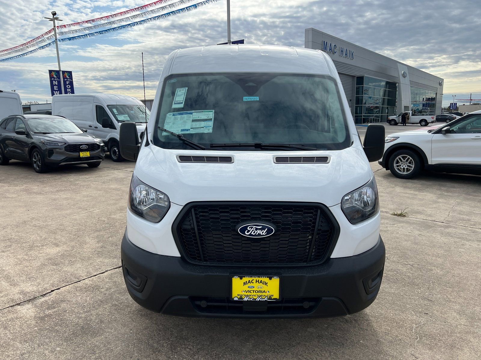 New 2026 Ford Transit 250 148 Medium Roof w/ Load Area Protection Package RWD image 8