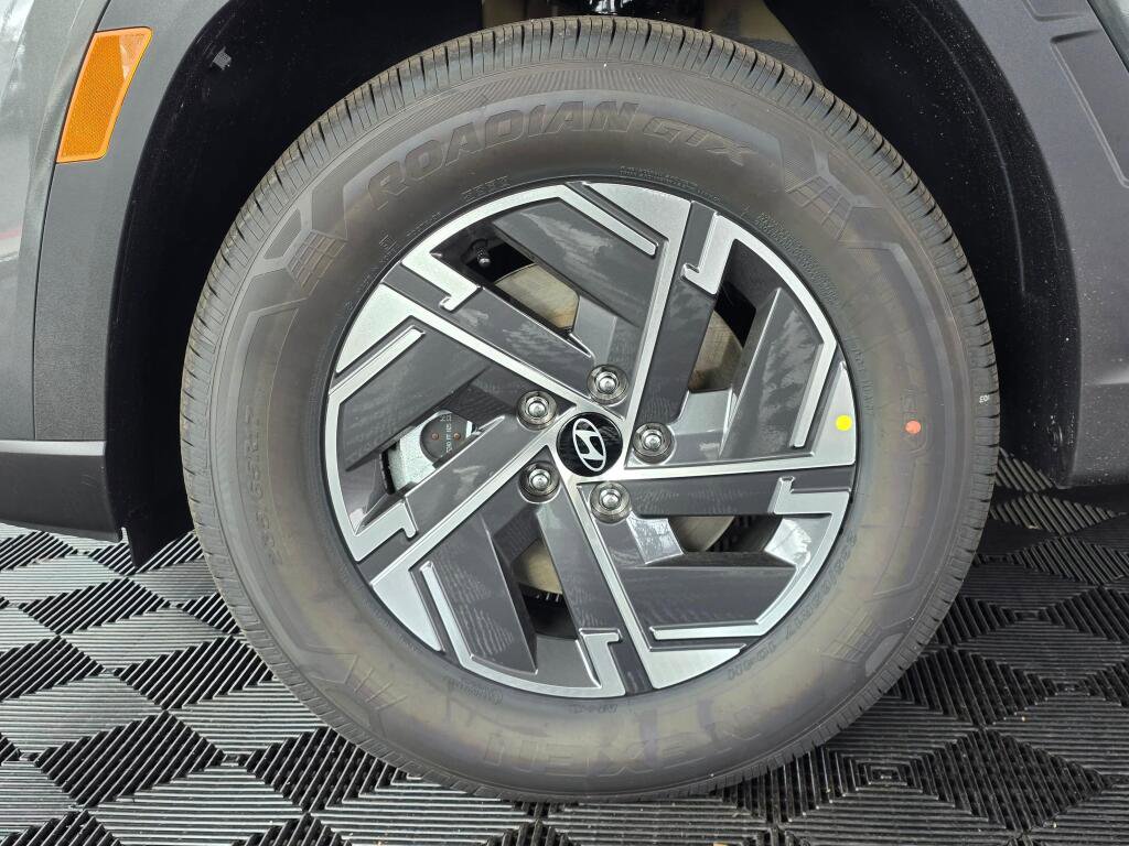 New 2026 Hyundai Tucson Blue SE image 11