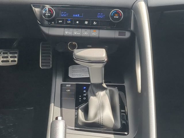 New 2026 Hyundai Elantra Sport FWD image 17