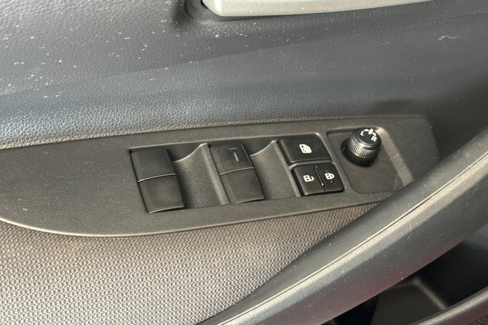 Certified 2021 Toyota Corolla LE image 15