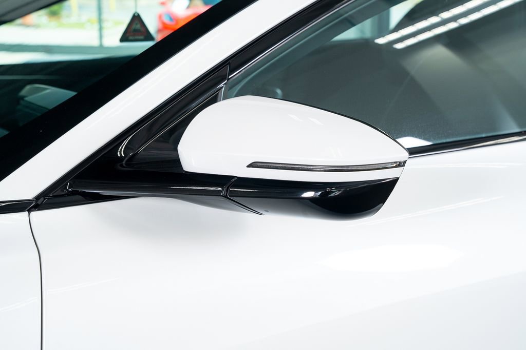 Used 2024 Lucid Air Pure RWD image 25