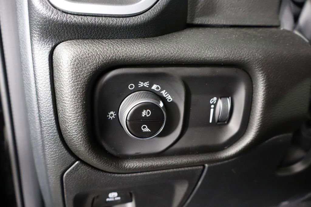 New 2026 RAM 1500 Express image 22