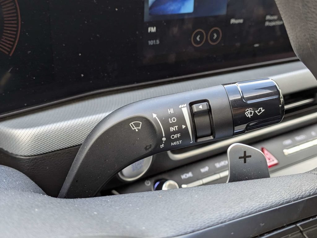 Used 2025 Hyundai Sonata SEL FWD image 23