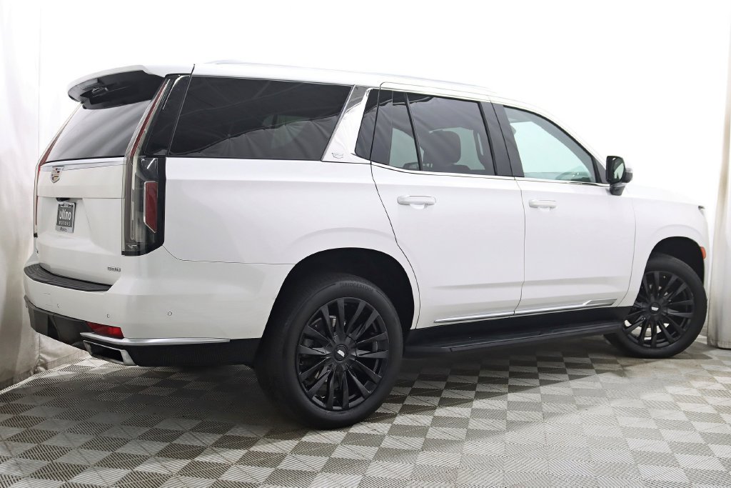 Used 2021 Cadillac Escalade Premium Luxury AWD/4WD image 8