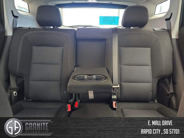 Used 2024 GMC Terrain SLE image 36