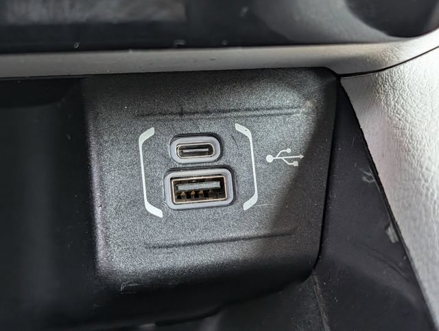 Used 2022 Jeep Compass Latitude w/ Sun and Sound Group FWD image 18