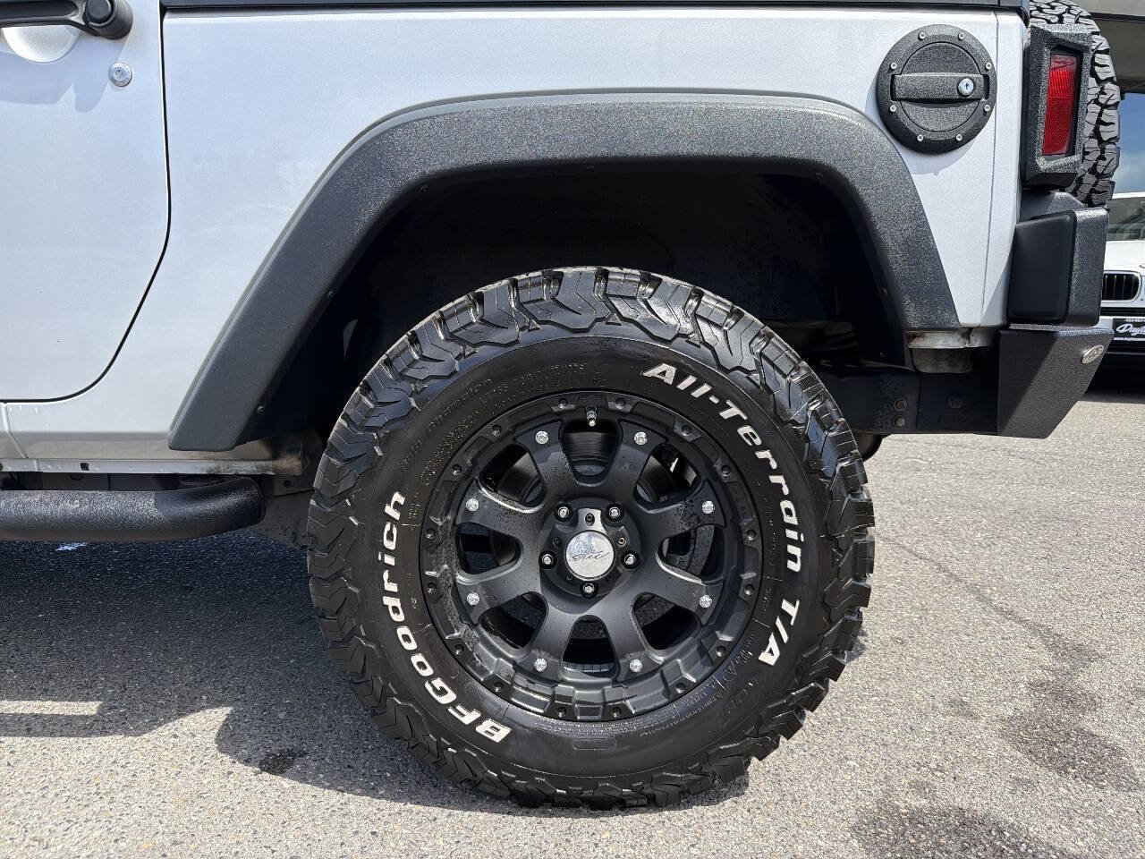 Used 2010 Jeep Wrangler Sport AWD/4WD image 3