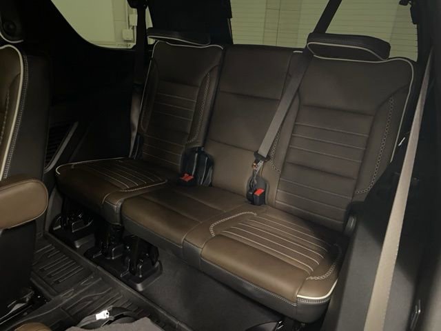 Used 2025 GMC Yukon Denali Ultimate w/ LPO, Floor Liner Package image 24