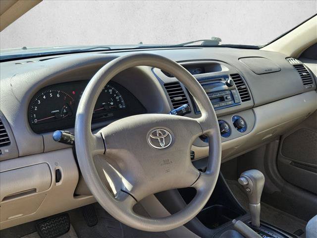 Used 2004 Toyota Camry LE FWD image 11