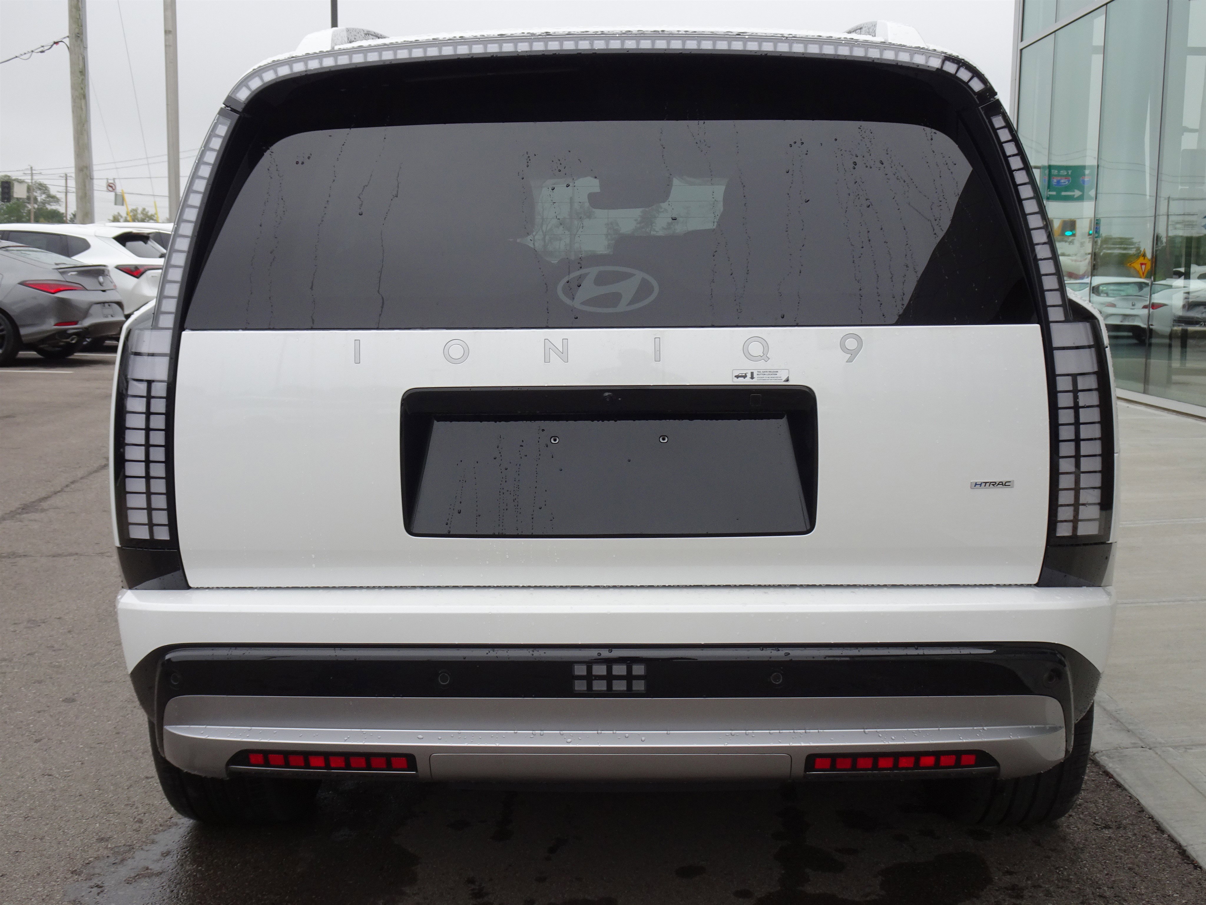 New 2026 Hyundai Ioniq 9 Limited image 4