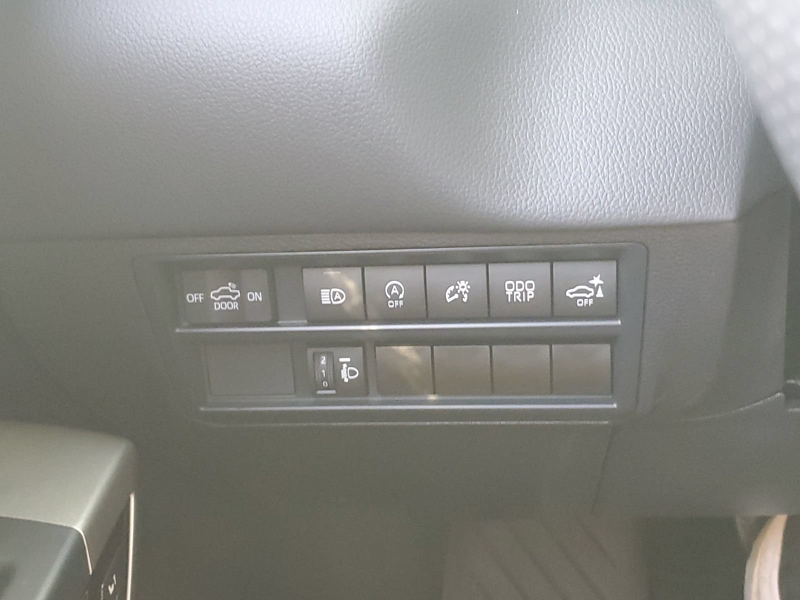 Certified 2025 Toyota Tundra Limited AWD/4WD image 21