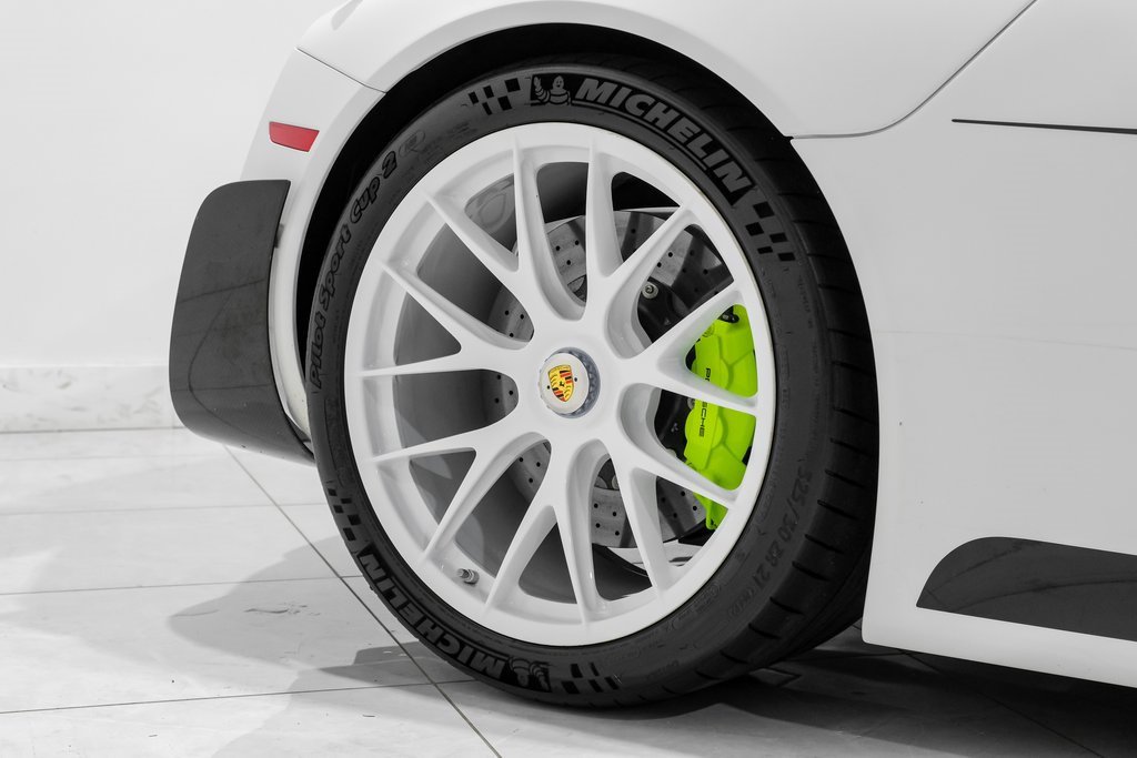 Used 2015 Porsche 918 Spyder image 56