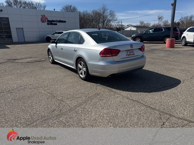 Used 2013 Volkswagen Passat 2.5 SE image 4