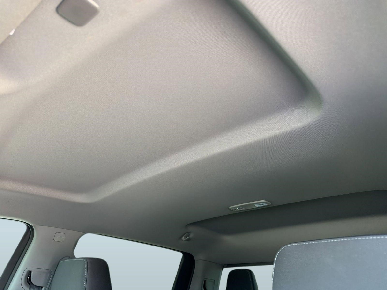 Certified 2019 Chevrolet Silverado 1500 RST w/ All-Star Edition AWD/4WD image 13