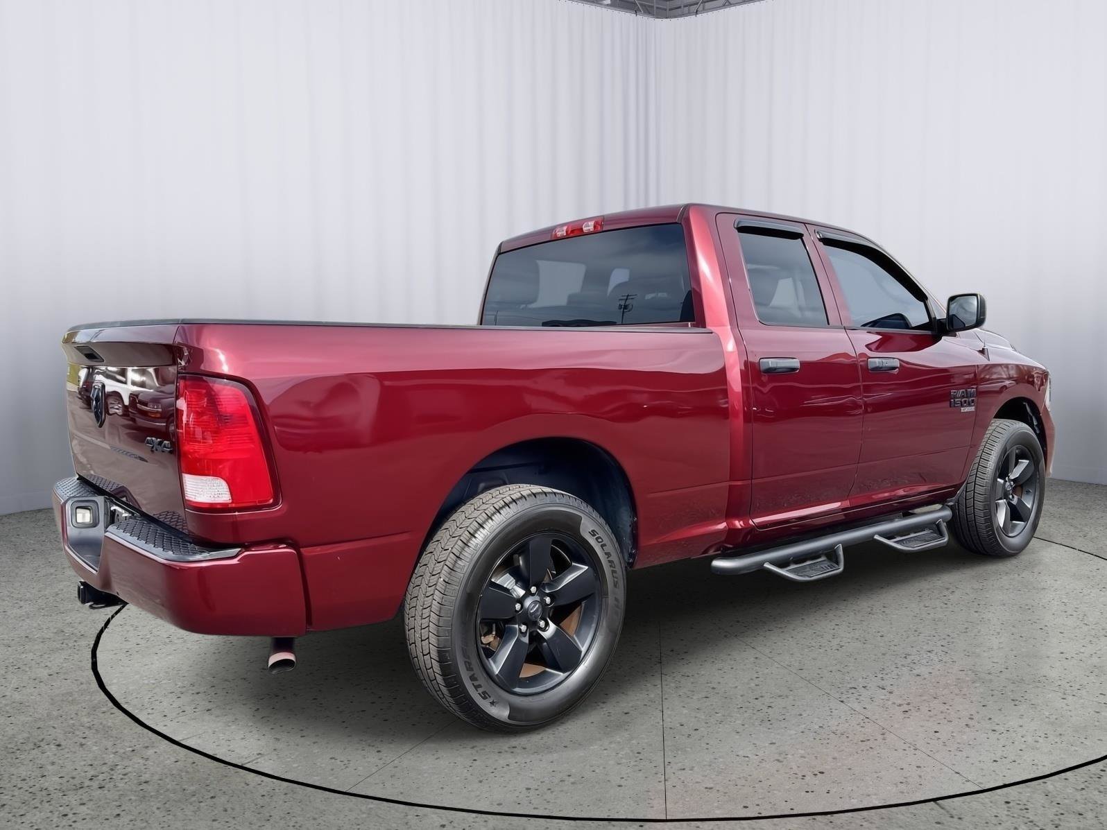 Used 2019 RAM 1500 Express w/ Express Value Package AWD/4WD image 6