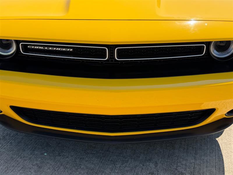 Used 2017 Dodge Challenger SXT RWD image 12