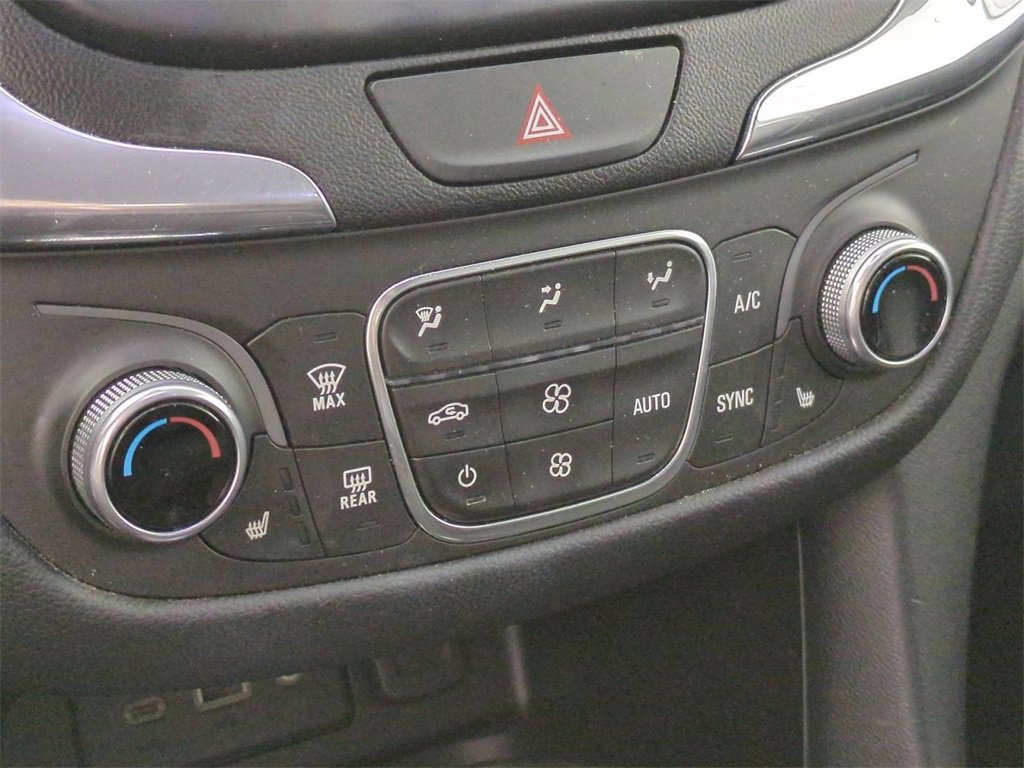 Certified 2020 Chevrolet Equinox LT w/ Driver Convenience Package image 11