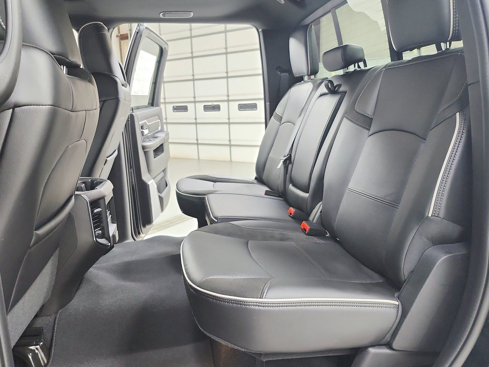 New 2026 RAM 2500 Laramie AWD/4WD image 36