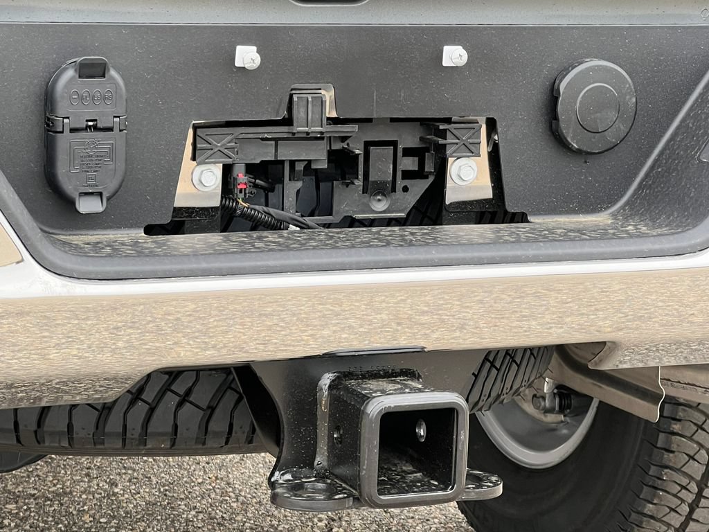 New 2026 GMC Sierra 2500 SLE w/ SLE Value Package; AWD/4WD image 11