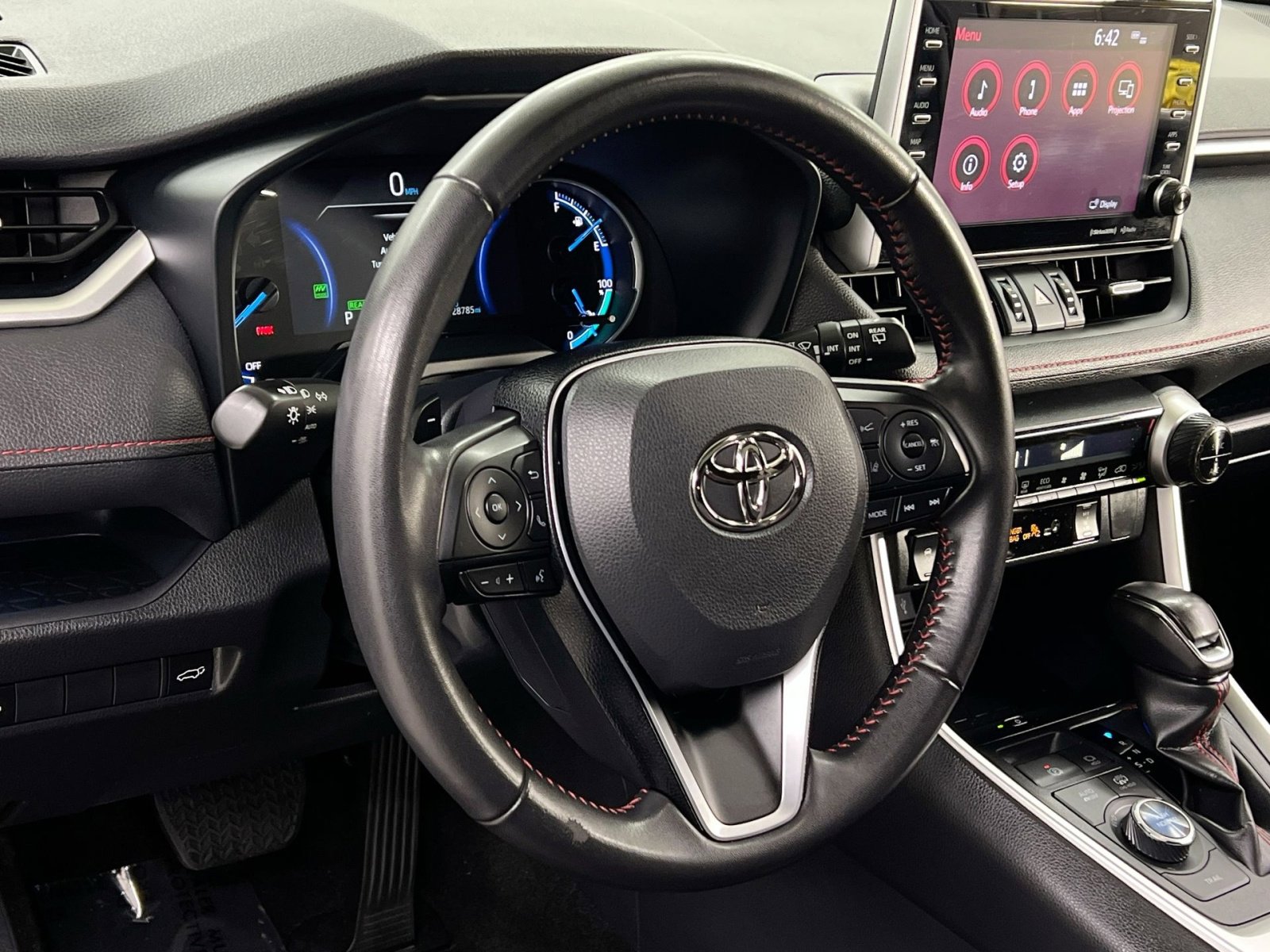 Used 2022 Toyota RAV4 XSE image 20