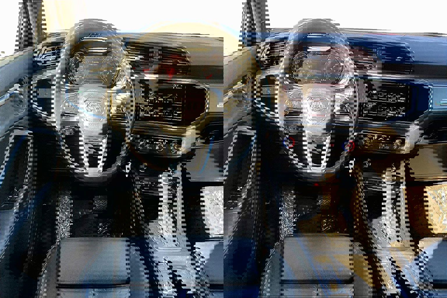 Used 2019 Audi Q3 2.0T Premium Plus image 5