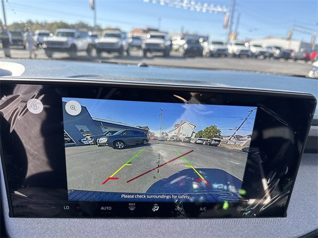 New 2025 Ford Maverick XLT image 25