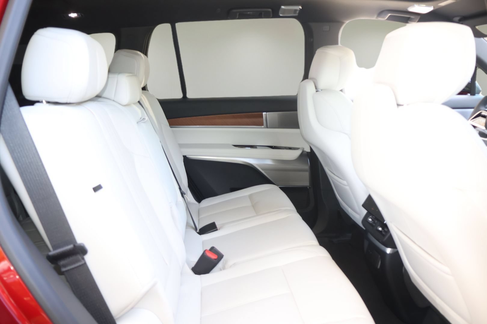 New 2026 Cadillac Vistiq Luxury AWD/4WD image 18