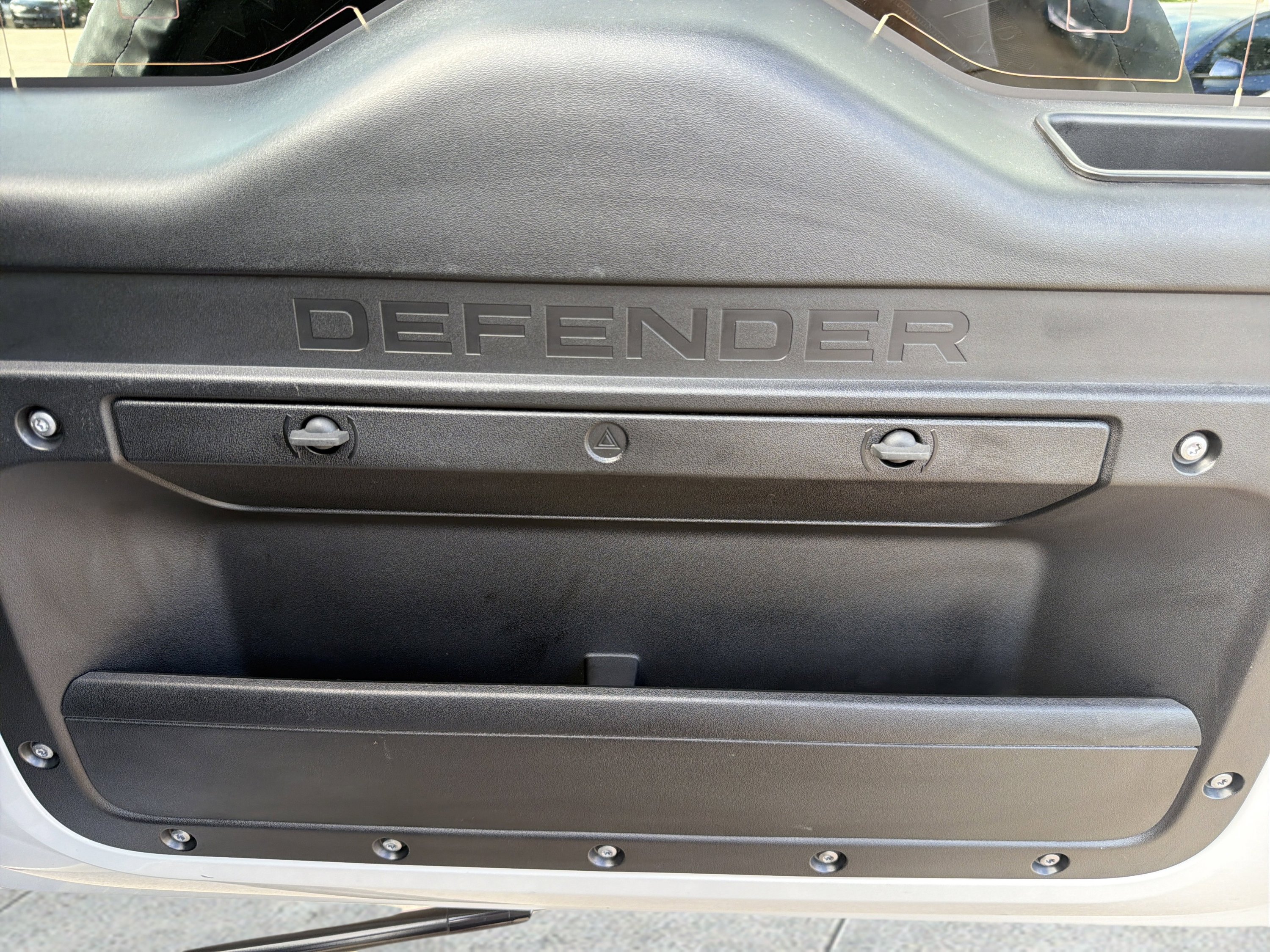 Used 2022 Land Rover Defender 110 S AWD/4WD image 43
