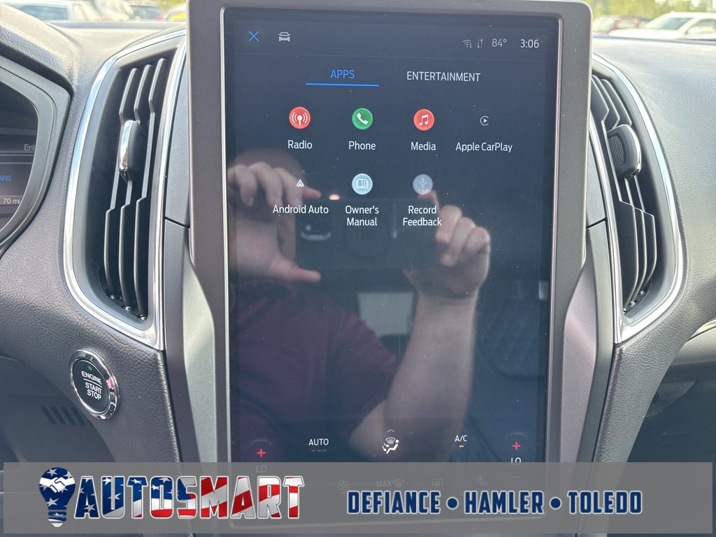 Used 2024 Ford Edge Titanium image 34