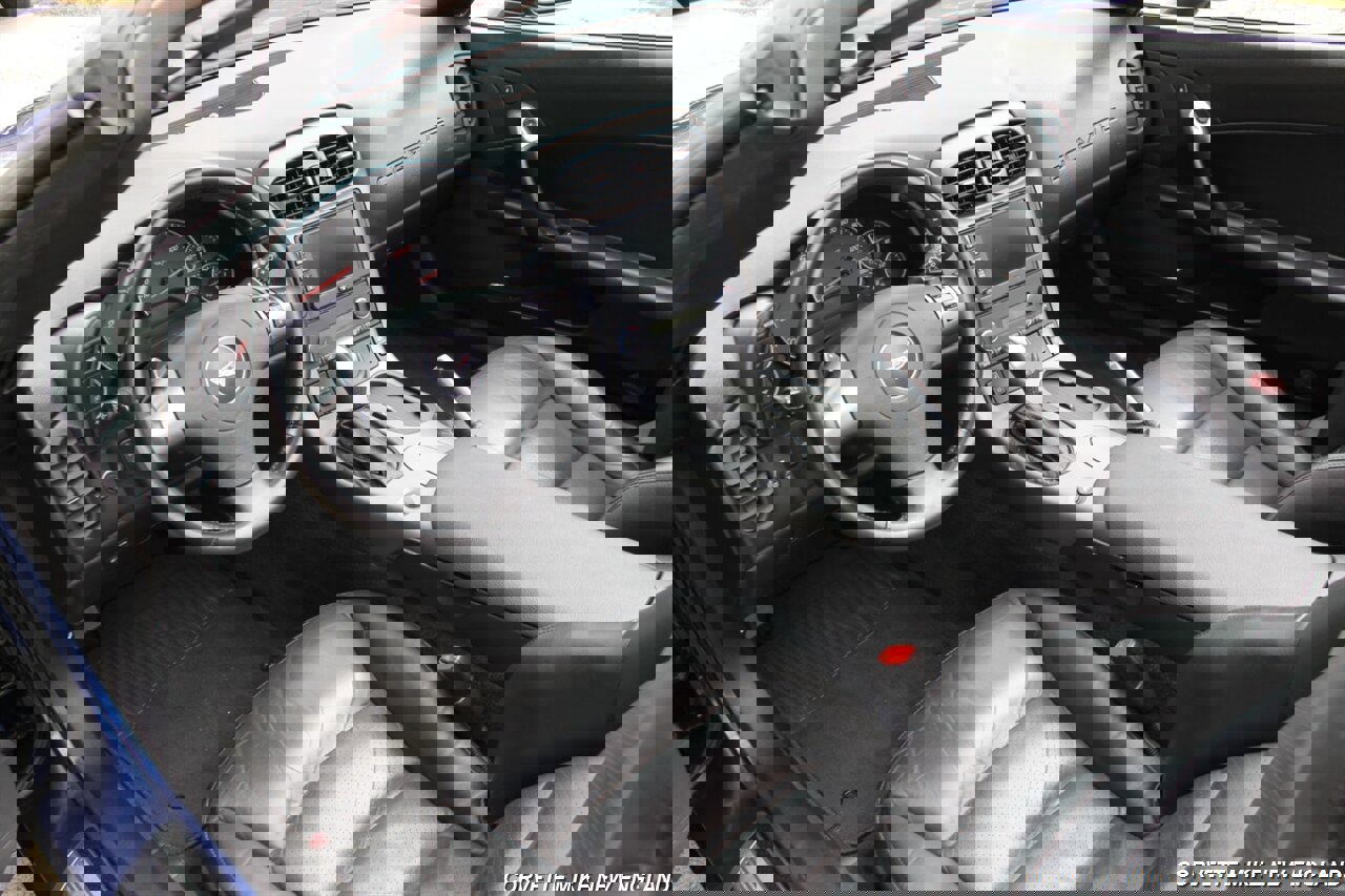 Used 2007 Chevrolet Corvette Convertible w/ Preferred Equipment Group image 27